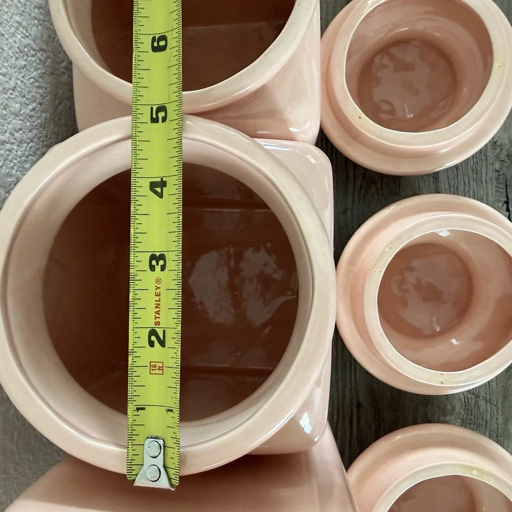 Set Of 4 Vintage MCM Salmon Pink Ceramic Glazed Canisters With Lids 80's? 90's?